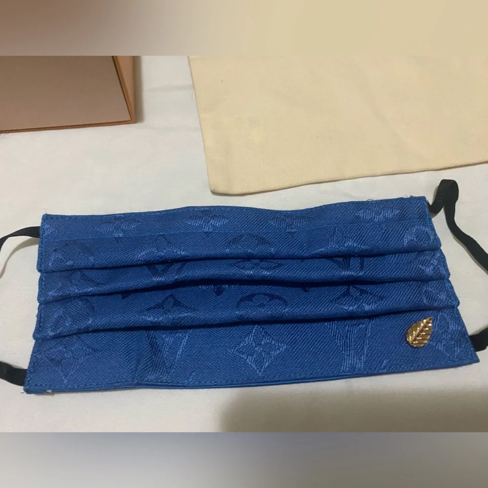 Louis Vuitton DENIM FACE MASK
